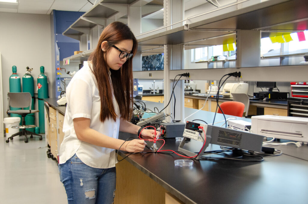 Student in Cho's lab